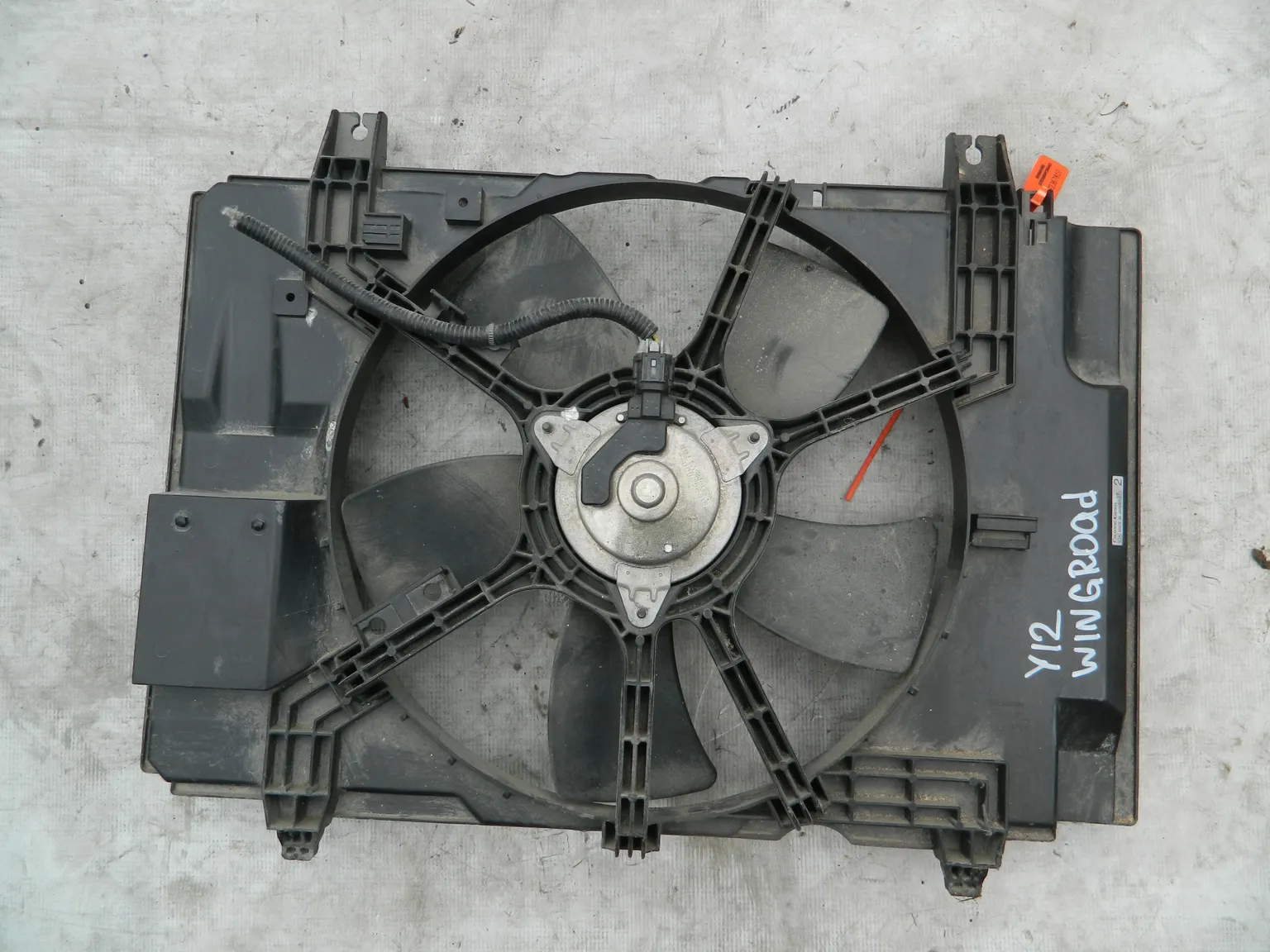 Диффузор радиатора NISSAN WINGROAD Y12 (Контрактный) 72367812