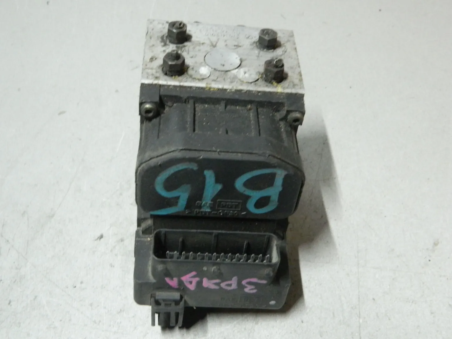 Блок ABS SUBARU IMPREZA GD2 (Контрактный) 81532799