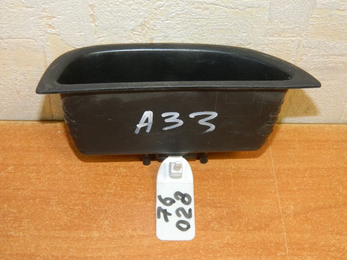 Накладка обшивки двери NISSAN CEFIRO A33 Перед Лев (Б/У) 76028