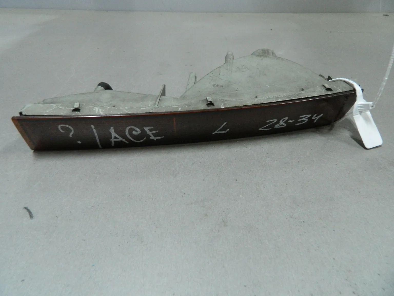 Габарит TOYOTA TOWN ACE CR30 Перед Лев 2834 (Контрактный) 69586177