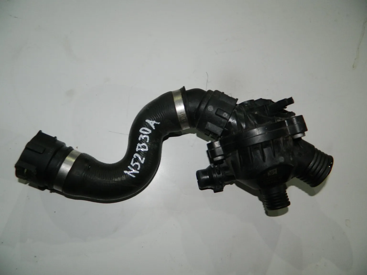 Термостат BMW 5-Series E60 N52B30A (Контрактный) 26364605