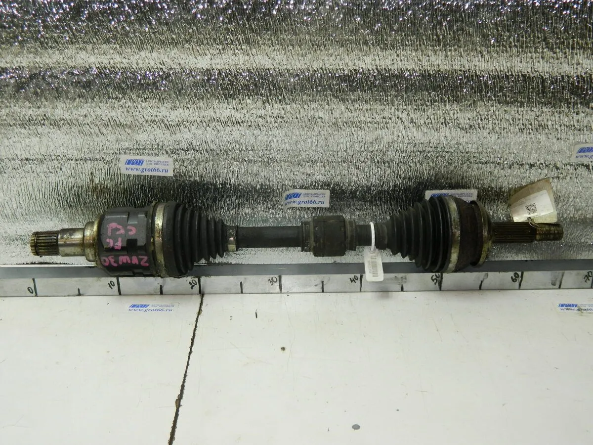 Привод TOYOTA PRIUS ZVW30 2ZRFXE Перед Лев (Контрактный) 35015354