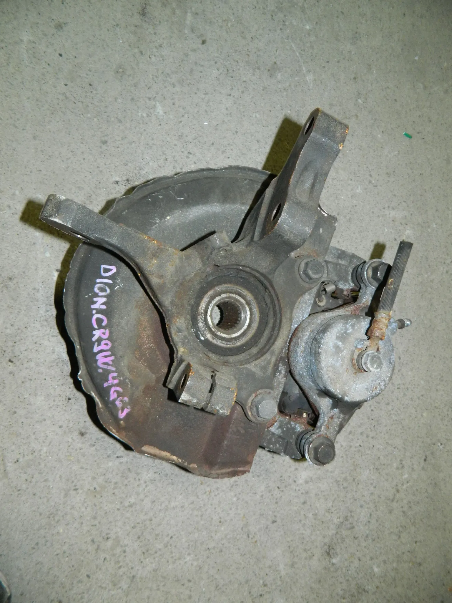 Ступица MITSUBISHI DION CR9W Перед Лев (Контрактный) 79591208