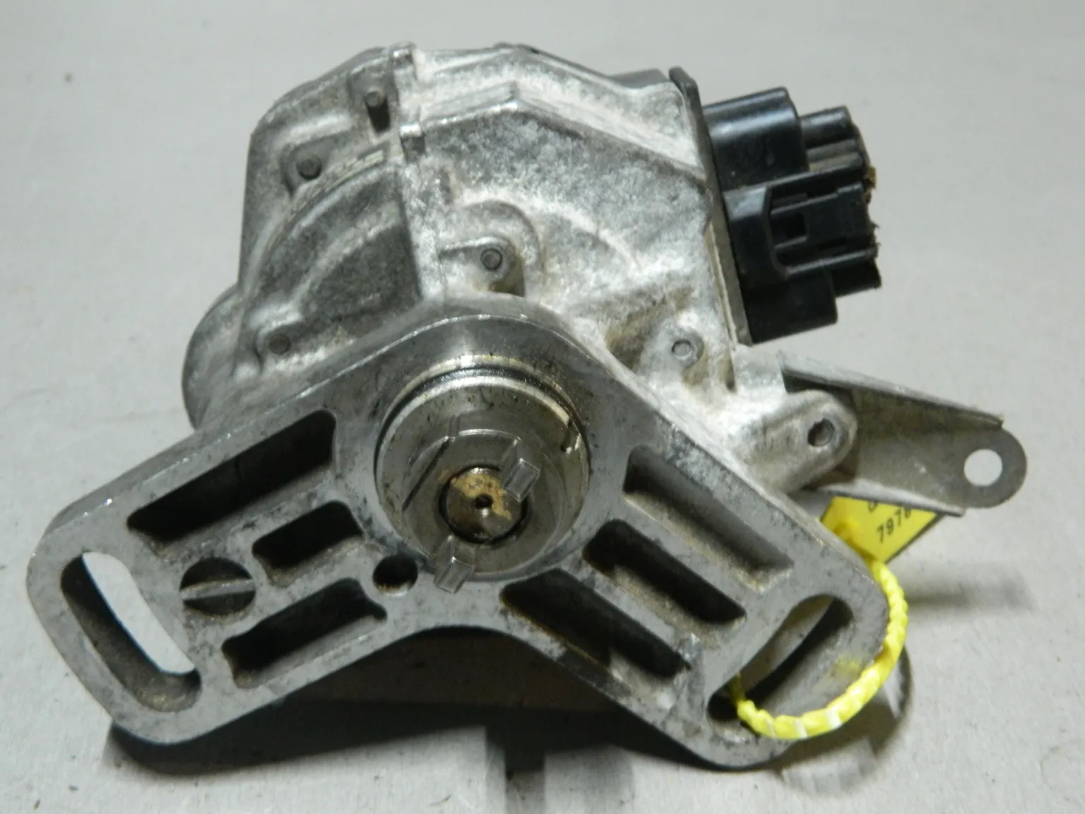 Трамблер HONDA ZC (Контрактный) 79780078