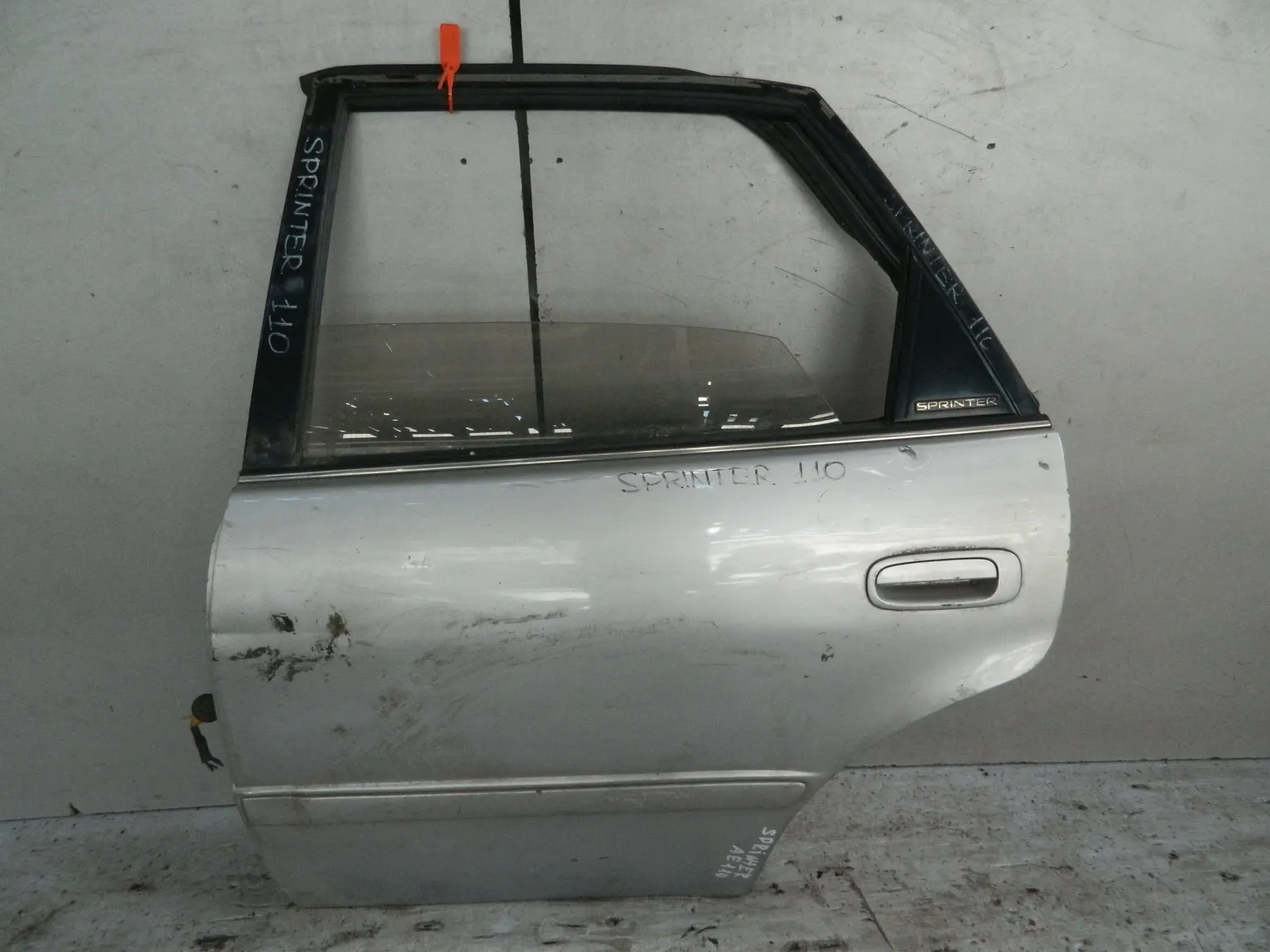 Дверь TOYOTA SPRINTER AE110 Зад Лев (Контрактный) 72355428 6700412700