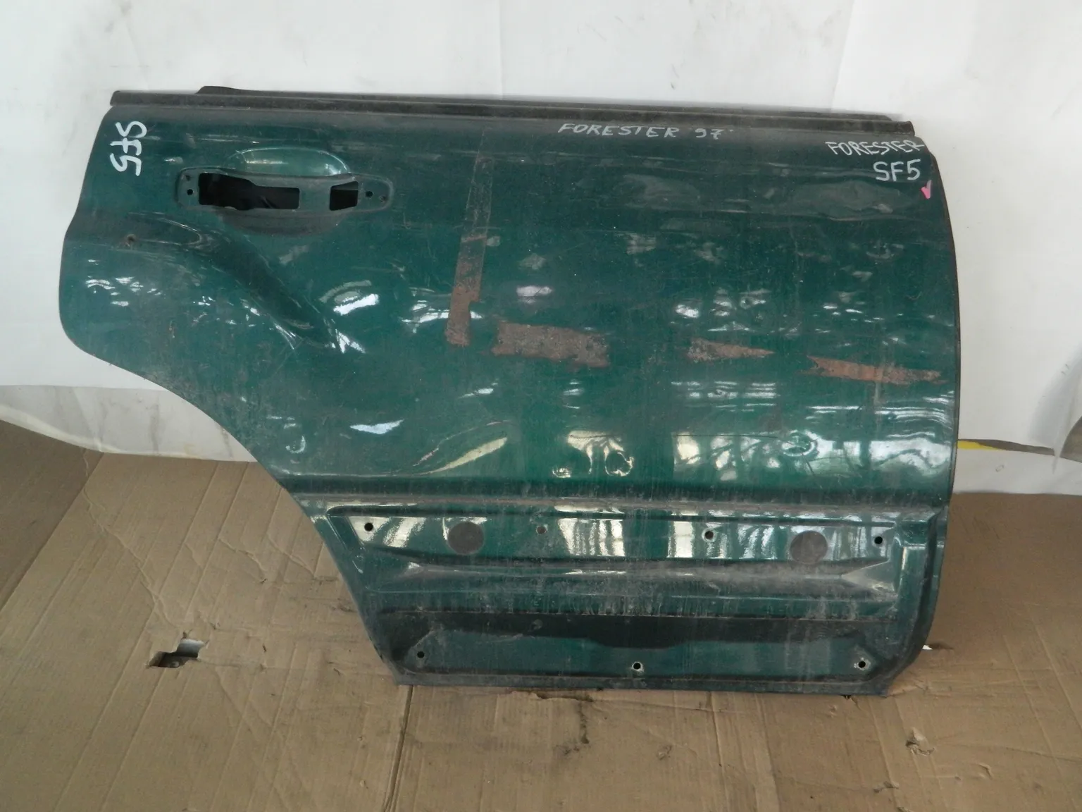 Дверь SUBARU FORESTER SF5 Зад Прав (Контрактный) 65243234