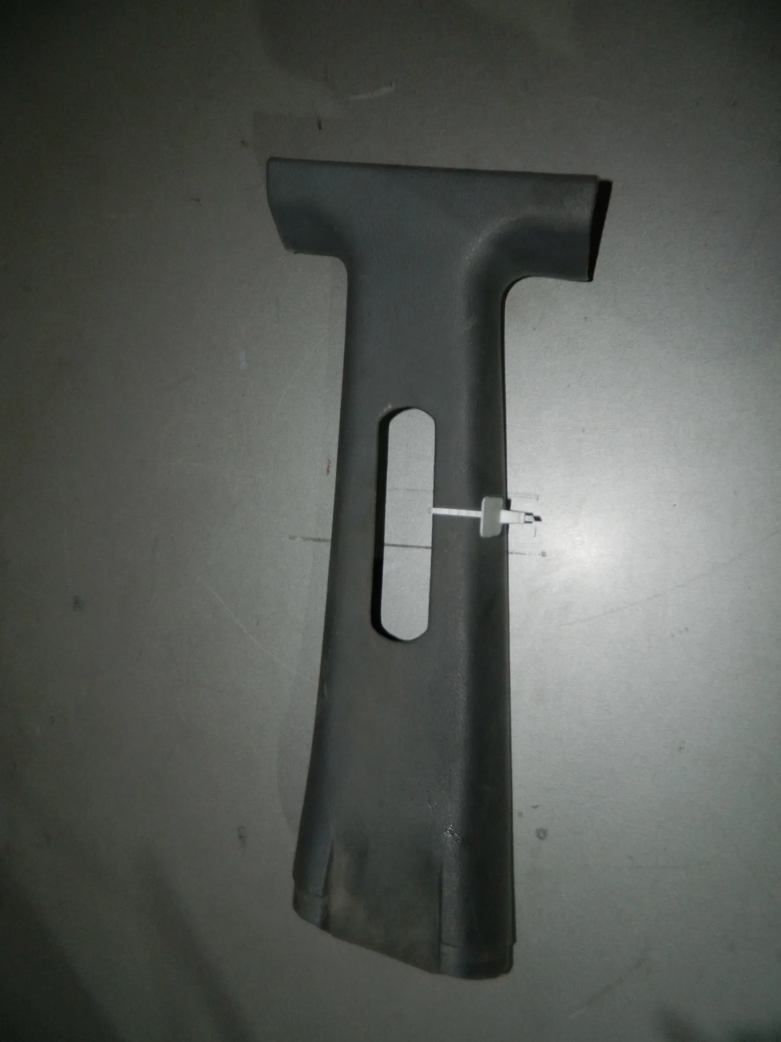 Обшивка средней стойки HYUNDAI ACCENT LC Лев Верх (Б/У) 35020118