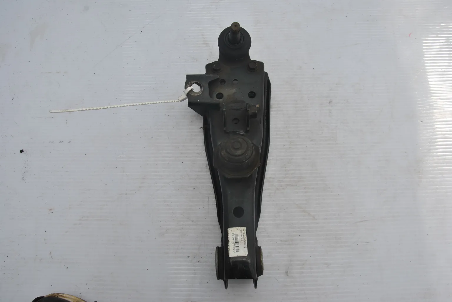 Рычаг подвески TOYOTA HIACE KDH201 Перед Прав (Контрактный) 46091340