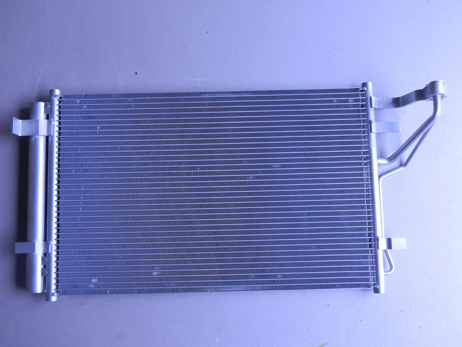 Радиатор кондиционера JORDEN JH03CED06180 KIA CEED 07-12 / CERATO 09-12 / i30 07-12