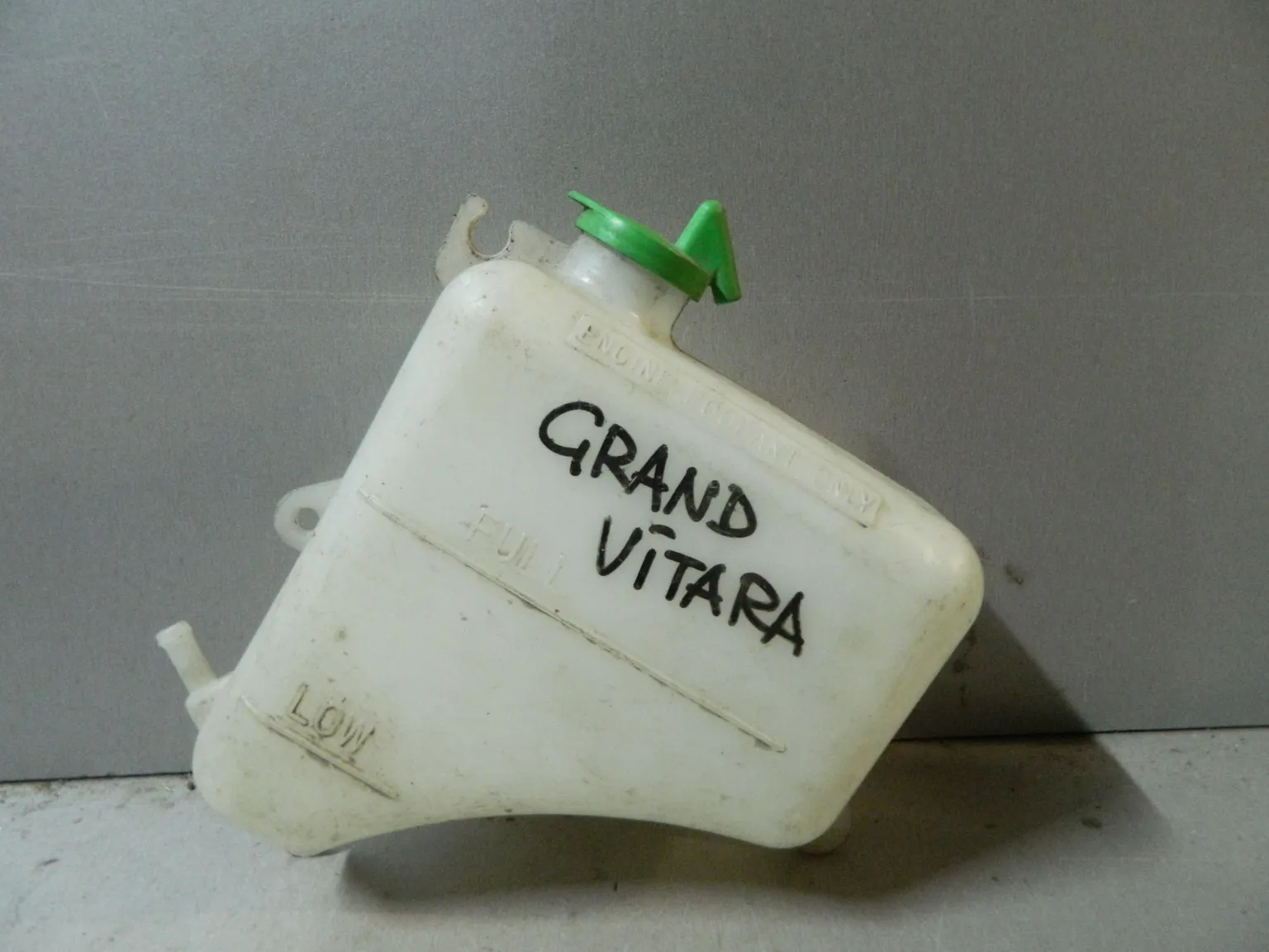 Бачок расширительный SUZUKI GRAND VITARA (Контрактный) 81539061