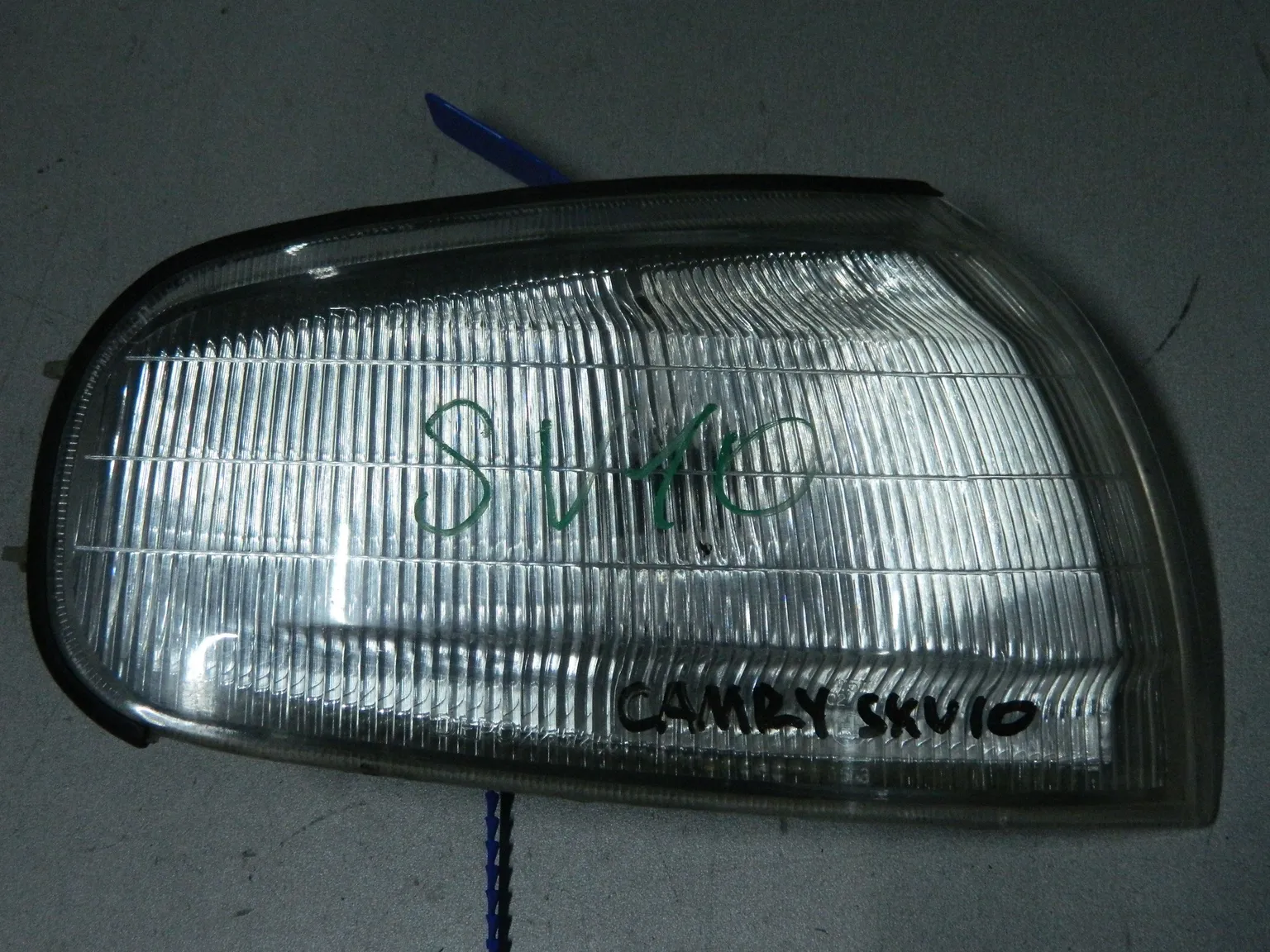 Габарит TOYOTA CAMRY VZV20 Зад Прав (Контрактный) 69838775