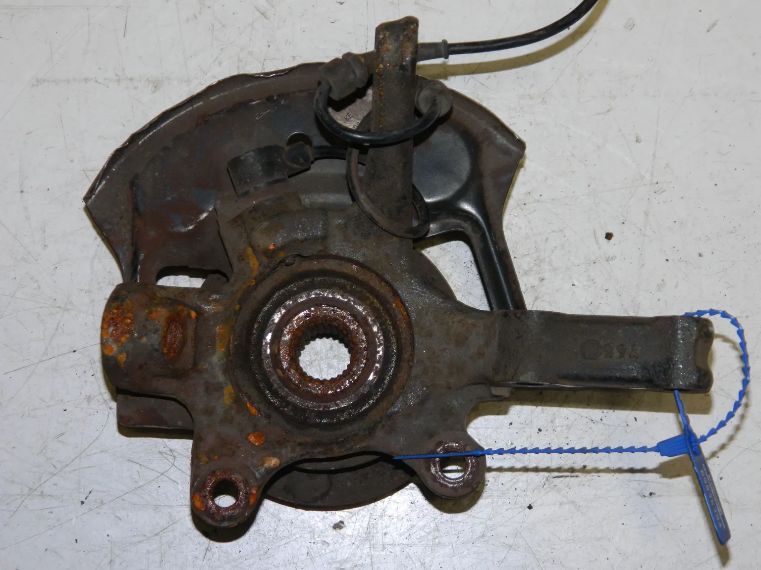 Ступица NISSAN BLUEBIRD SYLPHY QG10 Перед Лев (Контрактный) 69838394