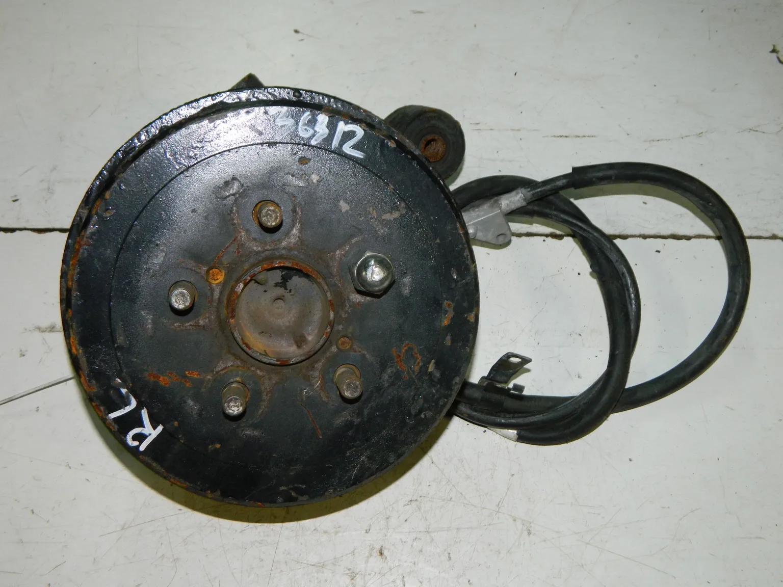 Ступица TOYOTA CALDINA ST190 Зад Лев (Контрактный) 03344778