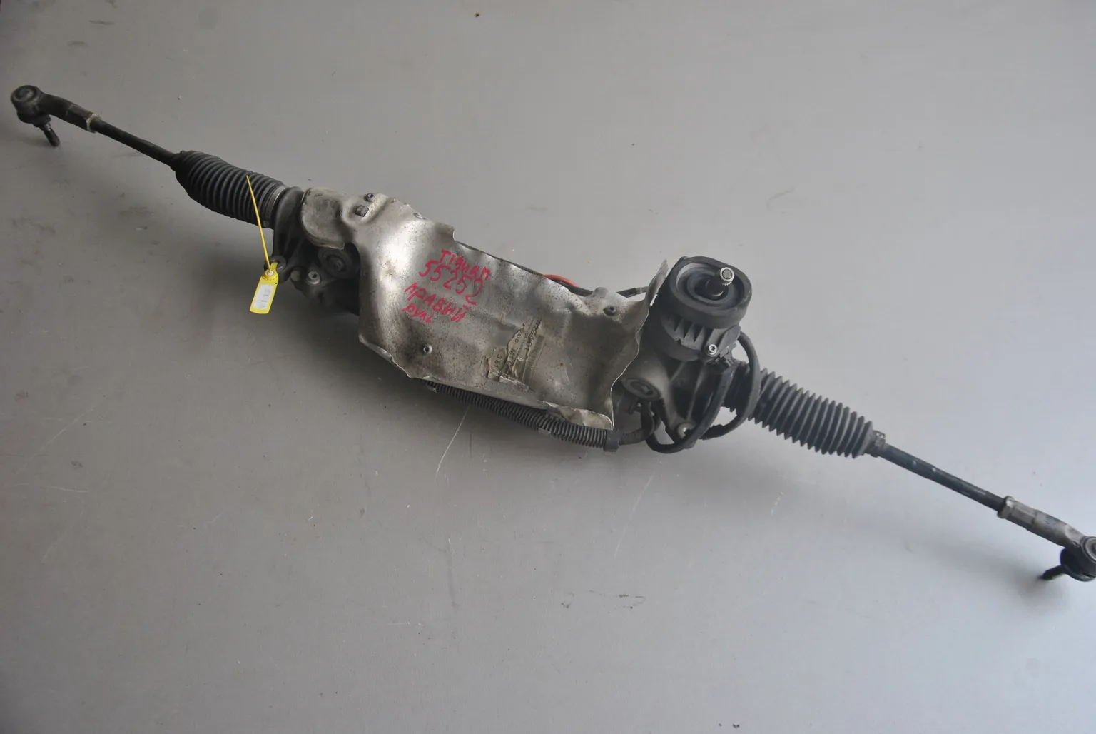 Рейка рулевая VOLKSWAGEN TIGUAN 5NCCZ (Контрактный) 40951081