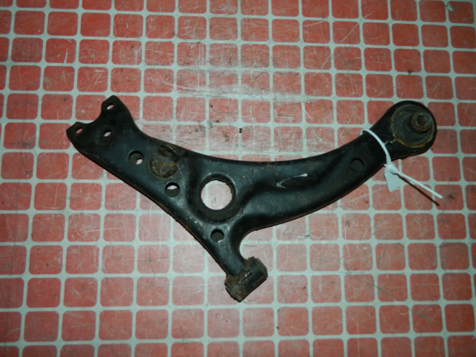 Рычаг подвески TOYOTA CALDINA ST215 Перед Прав (Контрактный) 45992676