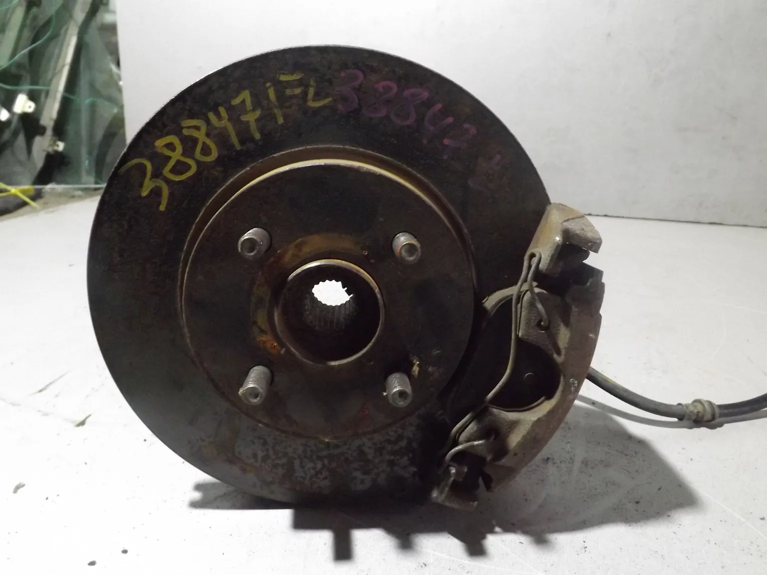Ступица MAZDA DEMIO DY3W Перед Лев (Контрaктный) 94603398