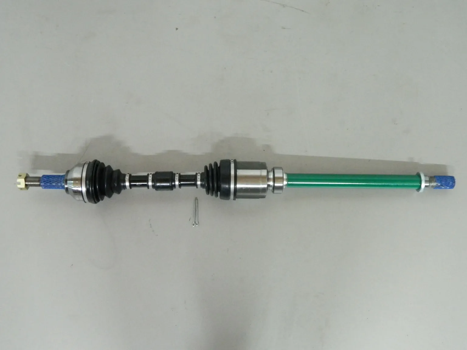 Привод GENERAL PARTS 39100JG04C NISSAN X-TRAIL T31 2.5 4WD CVT 966 mm RH