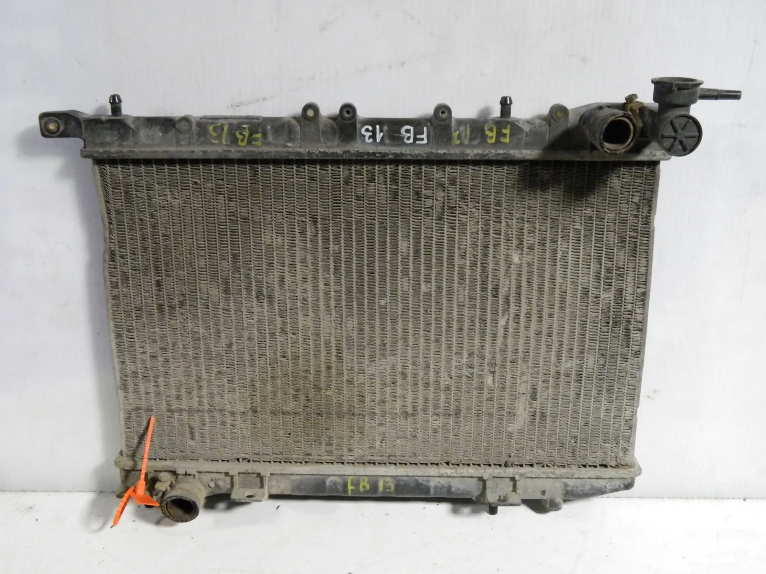 Радиатор ДВС NISSAN SUNNY FB13 (Контрактный) 65243906