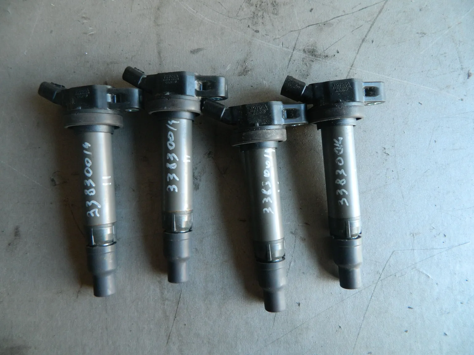 Катушка зажигания TOYOTA CAMRY ACV40 2AZFE (Контрактный) 3383001411