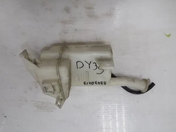 Бачок омывателя MAZDA DEMIO DY3W (Контрактный) 33430213