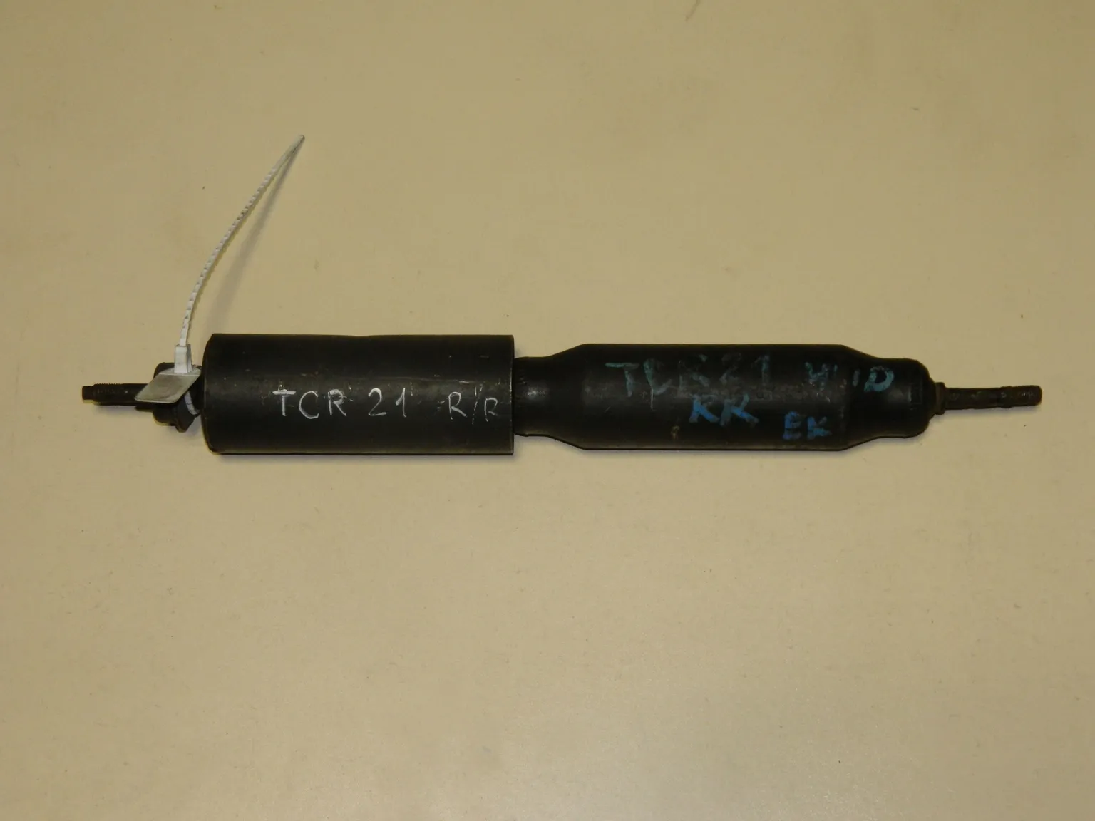 Амортизатор TOYOTA ESTIMA TCR21 Зад (Контрактный)