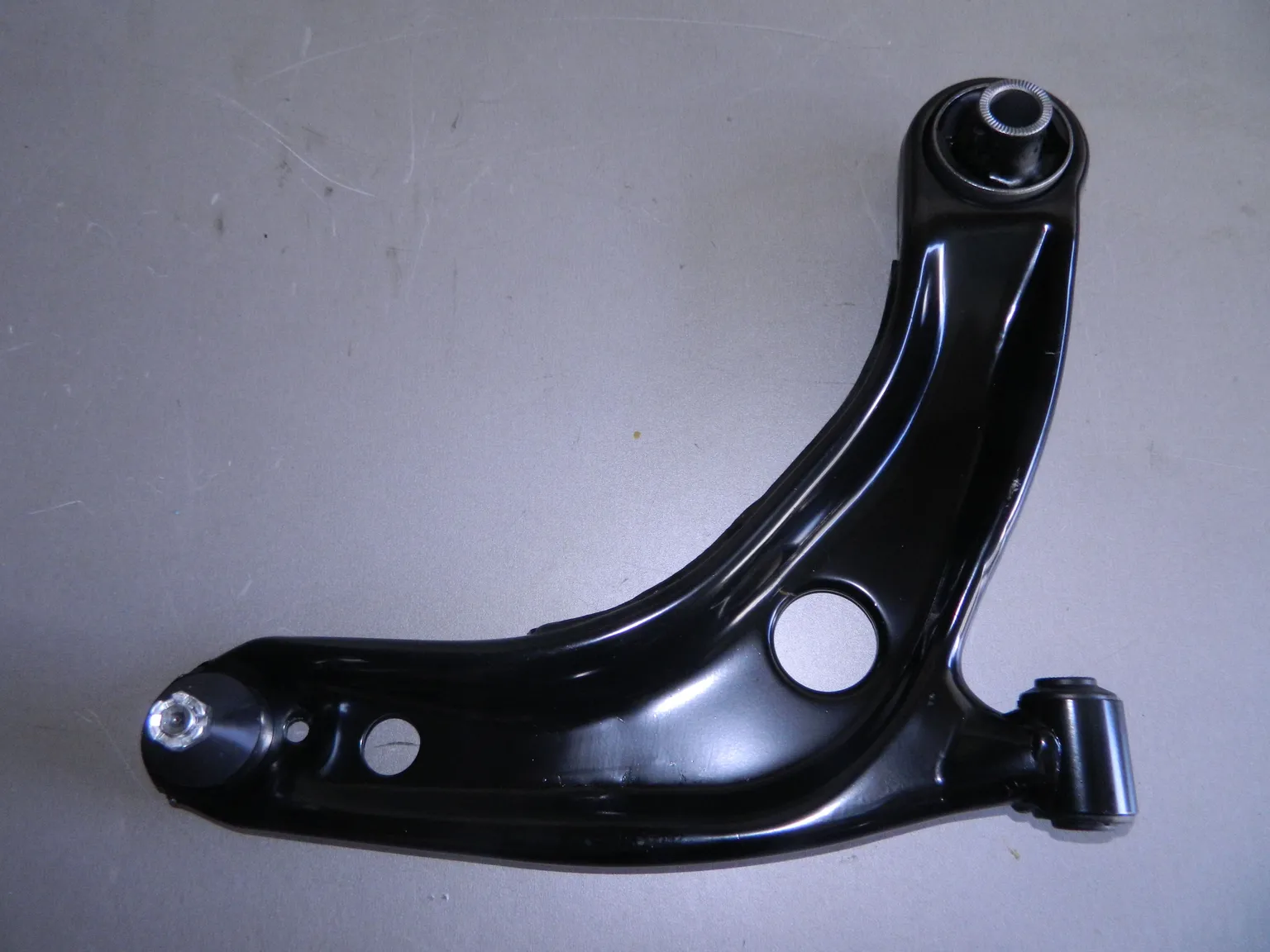 Рычаг GENERAL PARTS 4806859095 TOYOTA BELTA / VITZ NCP9# NCP10# SCP100 Перед Прав