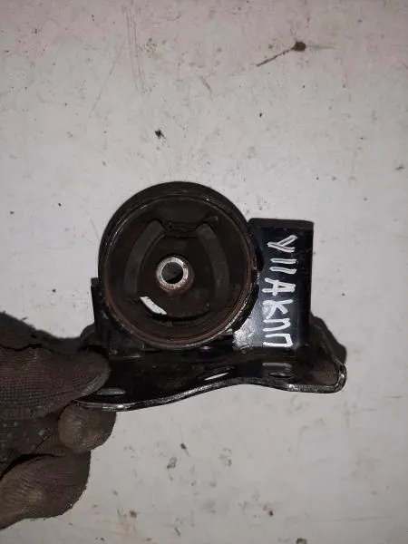 Подушка кпп NISSAN WINGROAD Y11 (Контрактный) 112204M412