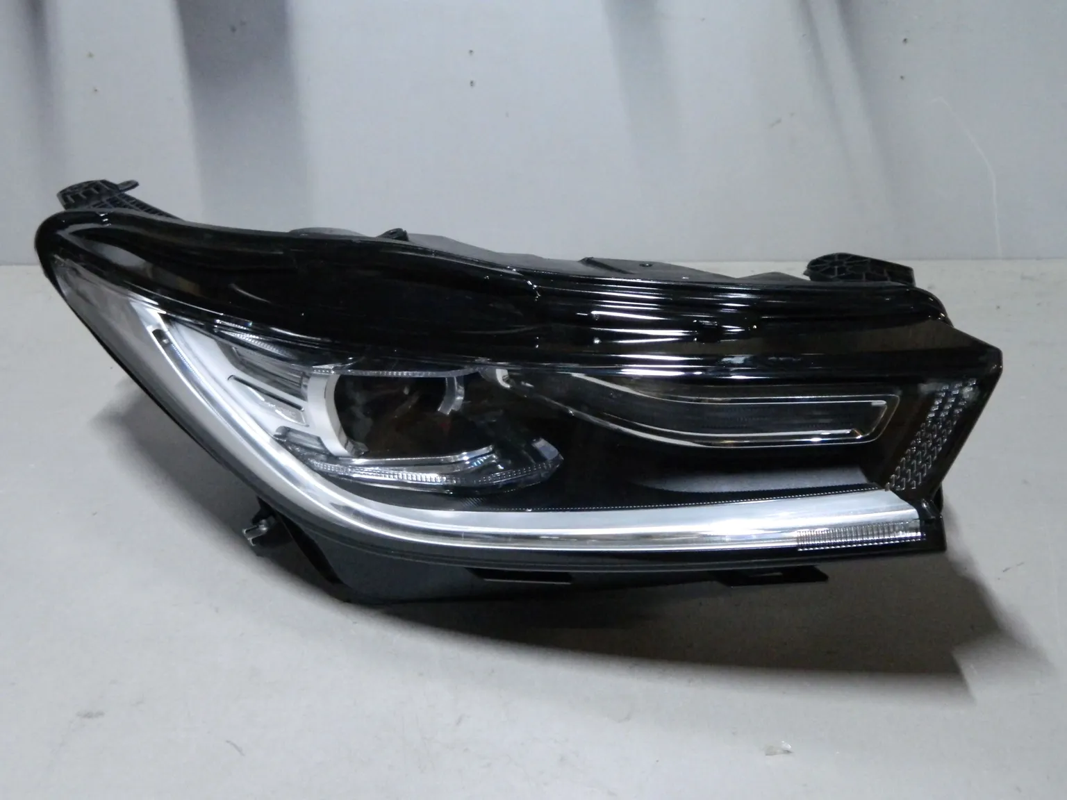 Фара JORDEN JH03TLX21001R LED RH Exceed TLX 2021-