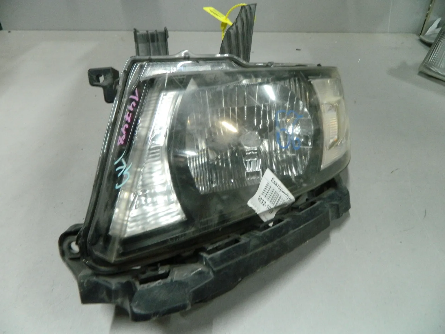 Фара HONDA MOBILIO SPIKE GK1 Перед Лев (Контрактный) 64492689