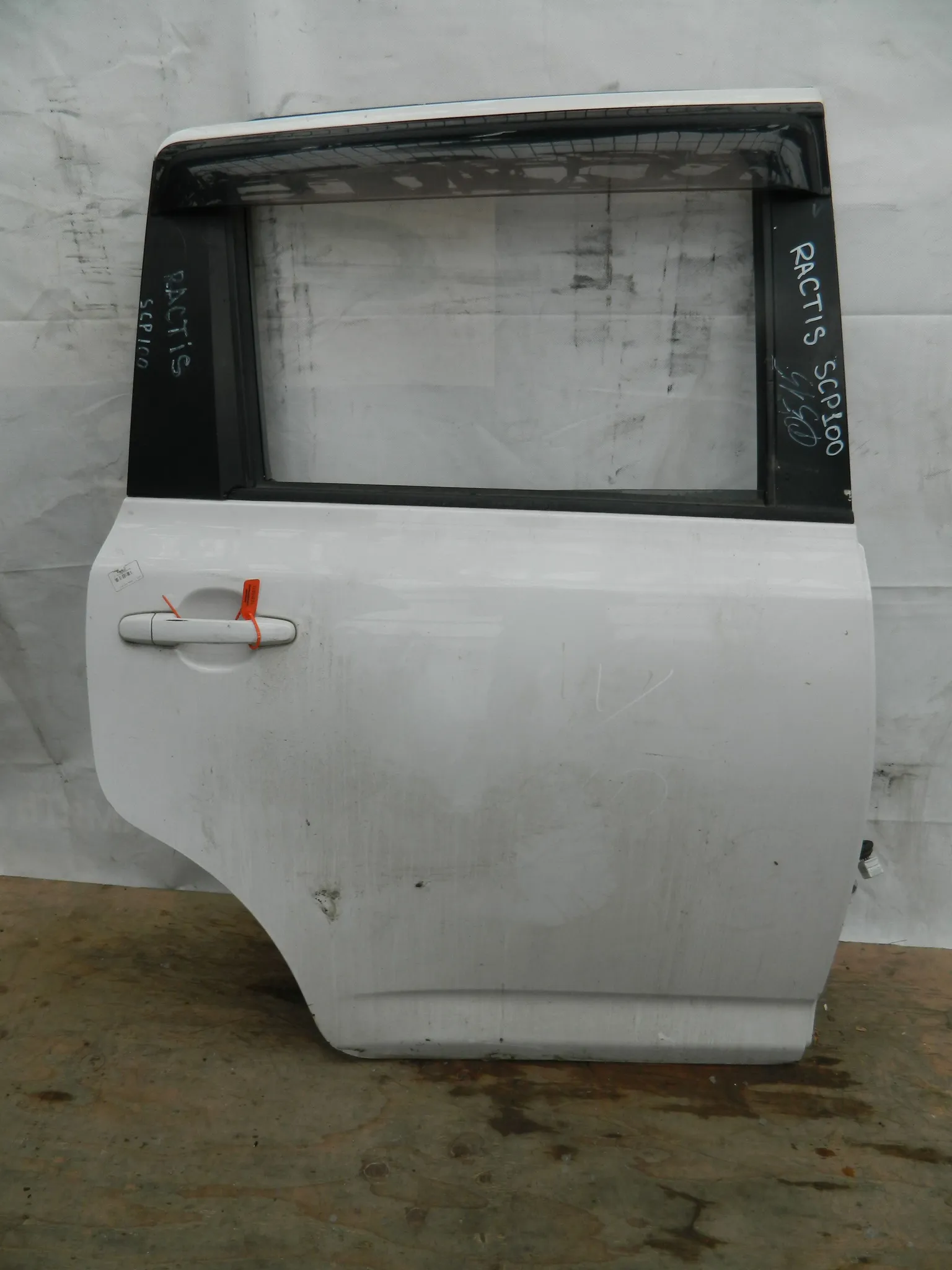 Дверь TOYOTA RACTIS SCP100 Зад Прав (Контрактный) 72355572