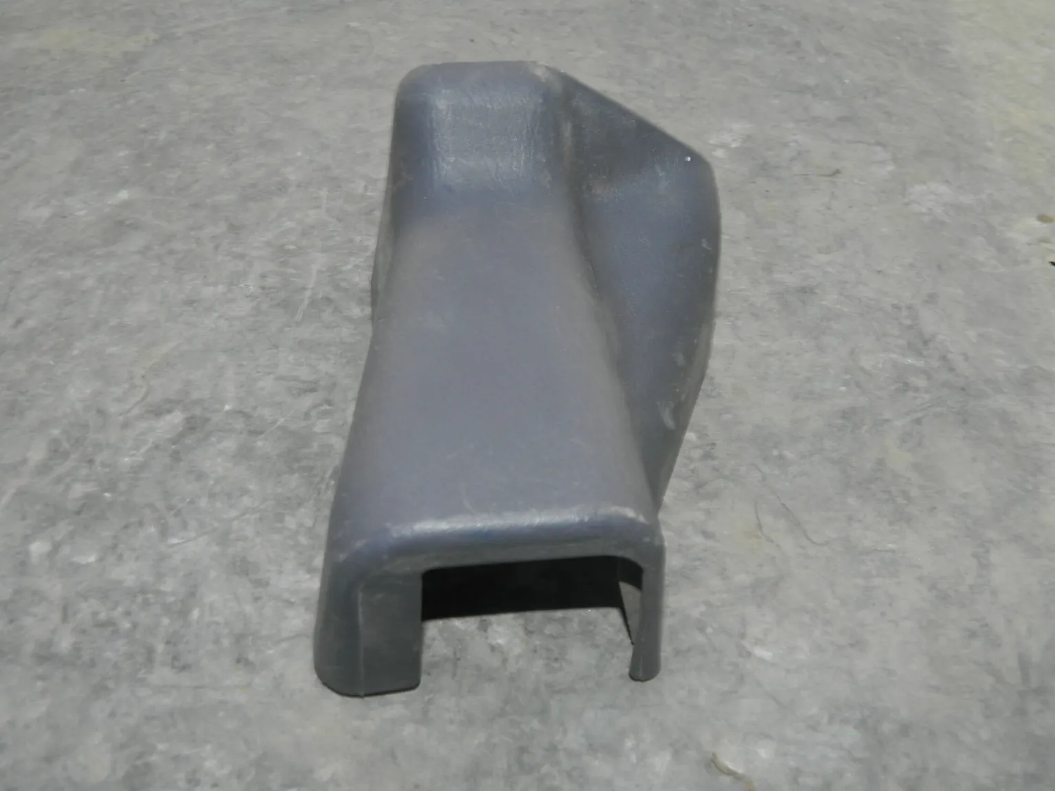 Заглушка крепления сиденья TOYOTA LAND CRUISER PRADO J90 (Б/У) 7936760030