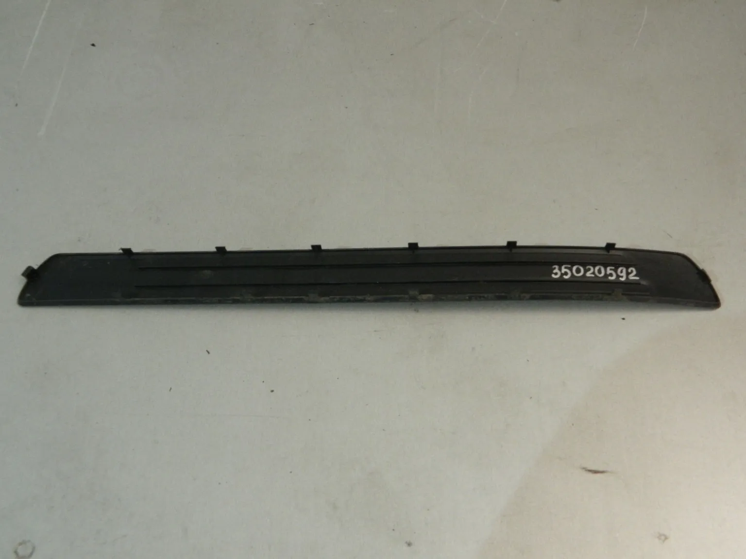 Накладка на порог AUDI Q7 4L Перед Прав (Б/У) 35020592