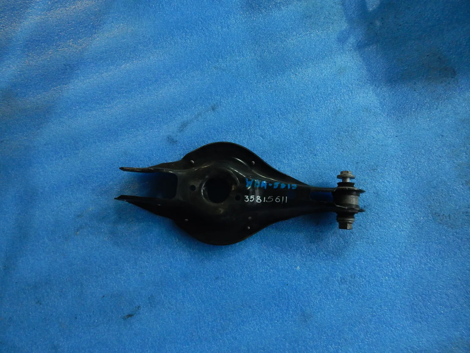 Рычаг подвески BMW 1-SERIES F20 Зад (Контрактный) 35815611