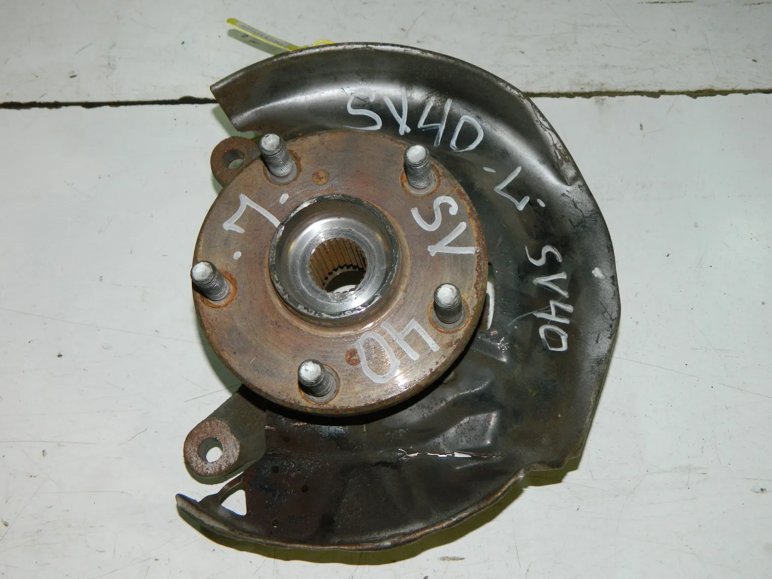 Ступица TOYOTA CAMRY SV40 Перед Лев (Контрактный) 40940849