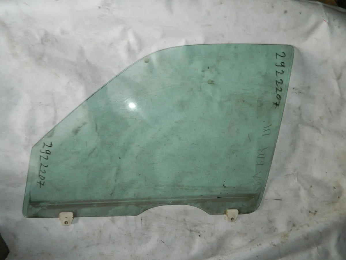 Стекло двери HONDA CR-V RD1 Перед. Лев (Контрактный) 2922207