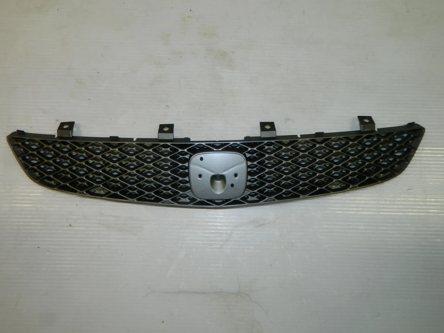 Решетка радиатора SAT STHD08093H0 HONDA Civic