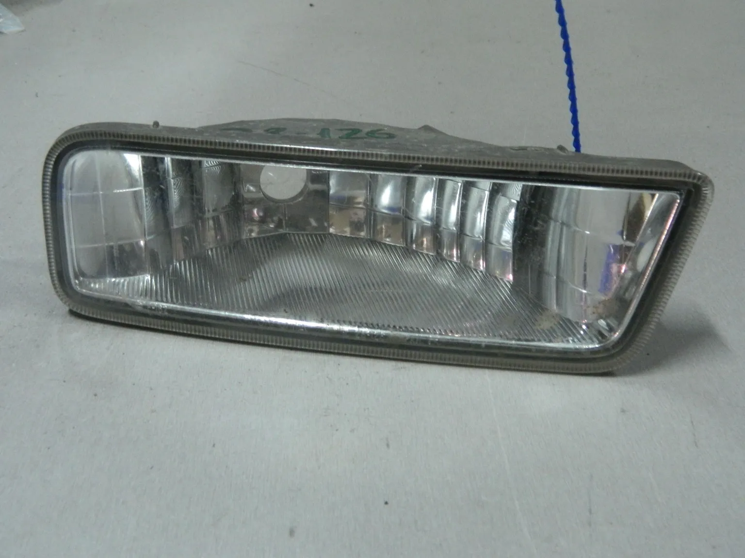 Фара противотуманная TOYOTA LITE ACE NOAH SR40 Перед Прав 28126 (Контрактный) 69838052