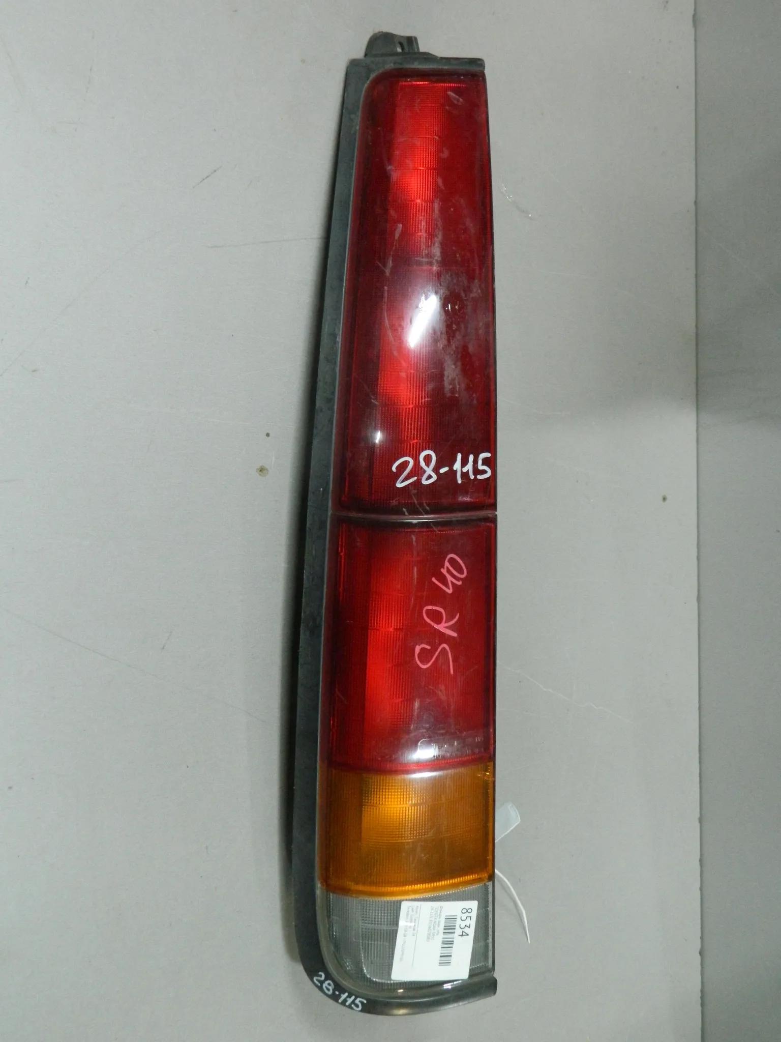 Фонарь TOYOTA NOAH CR40 Зад Лев 28115 (Контрактный) 03344250