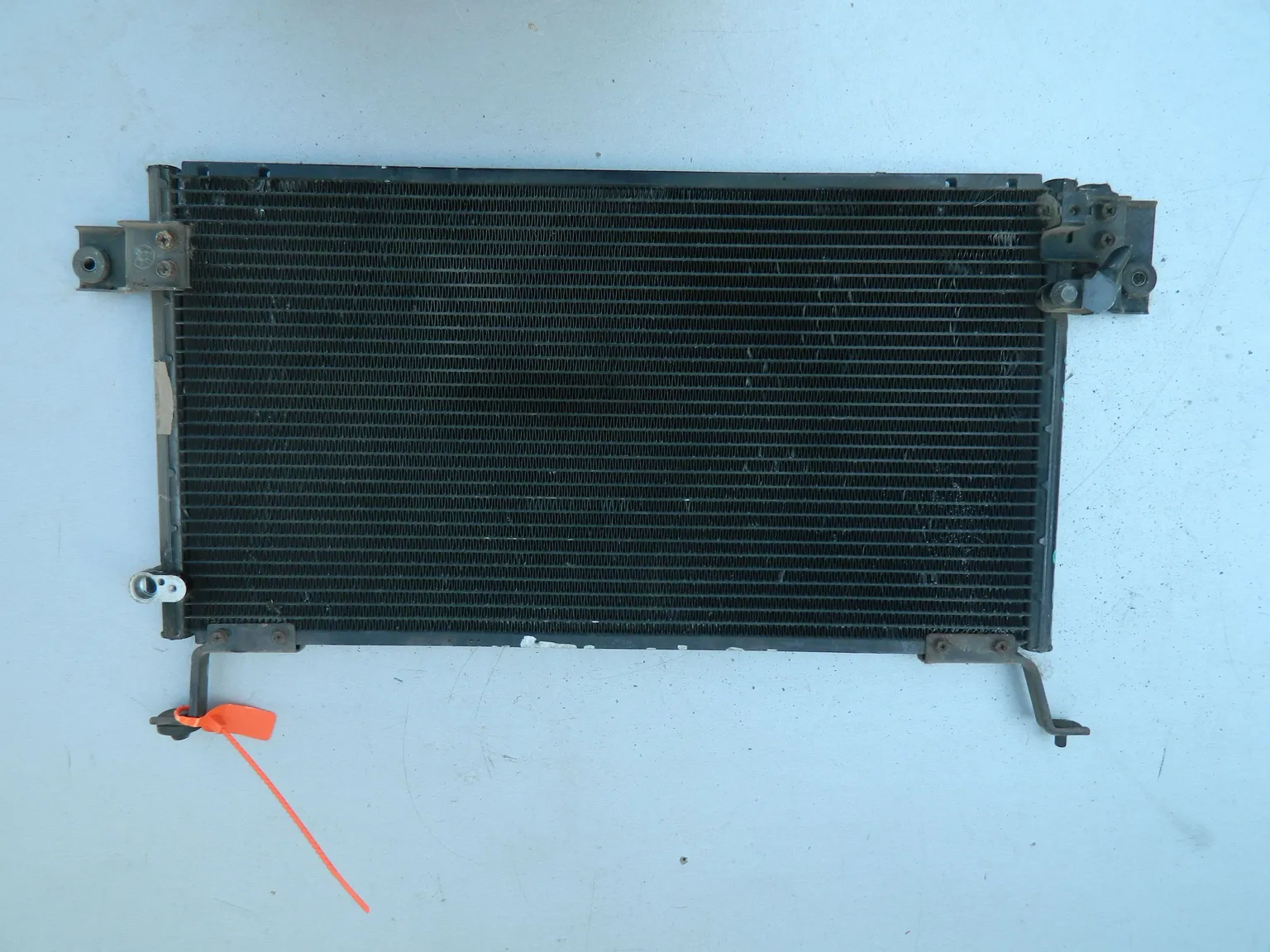 Радиатор кондиционера MITSUBISHI PAJERO V26W (Контрактный) 72367516
