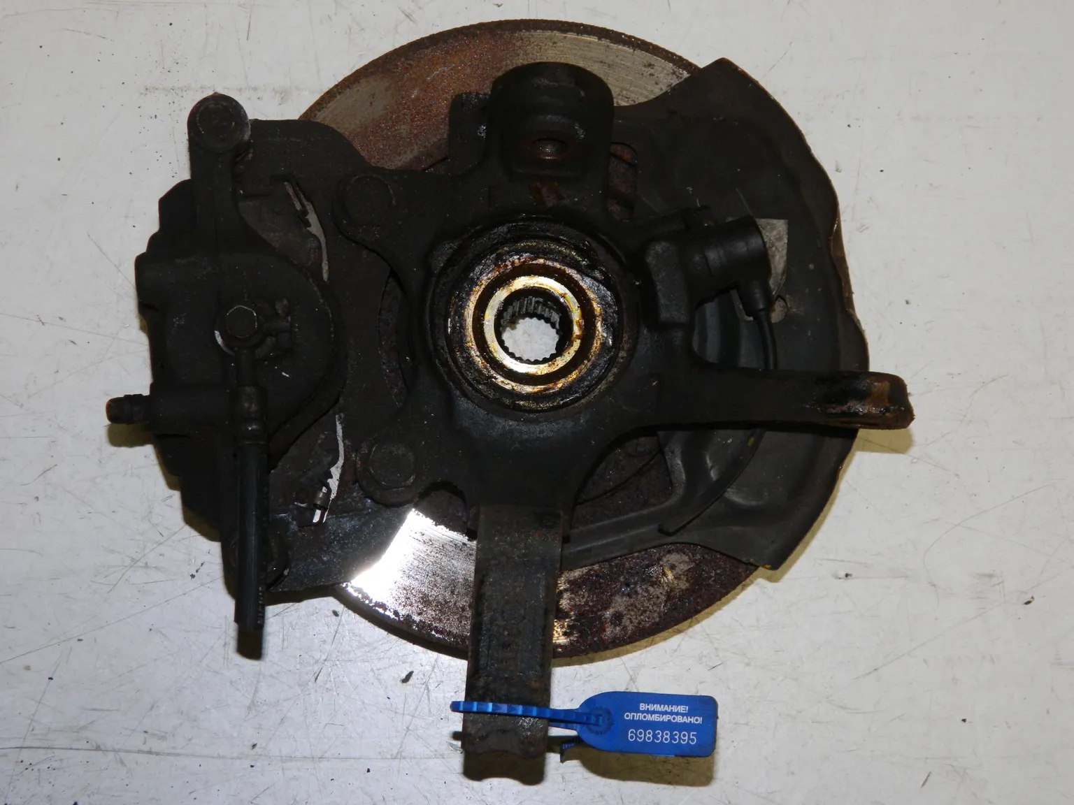 Ступица NISSAN BLUEBIRD SYLPHY TG10 Перед Лев (Контрактный) 69838395