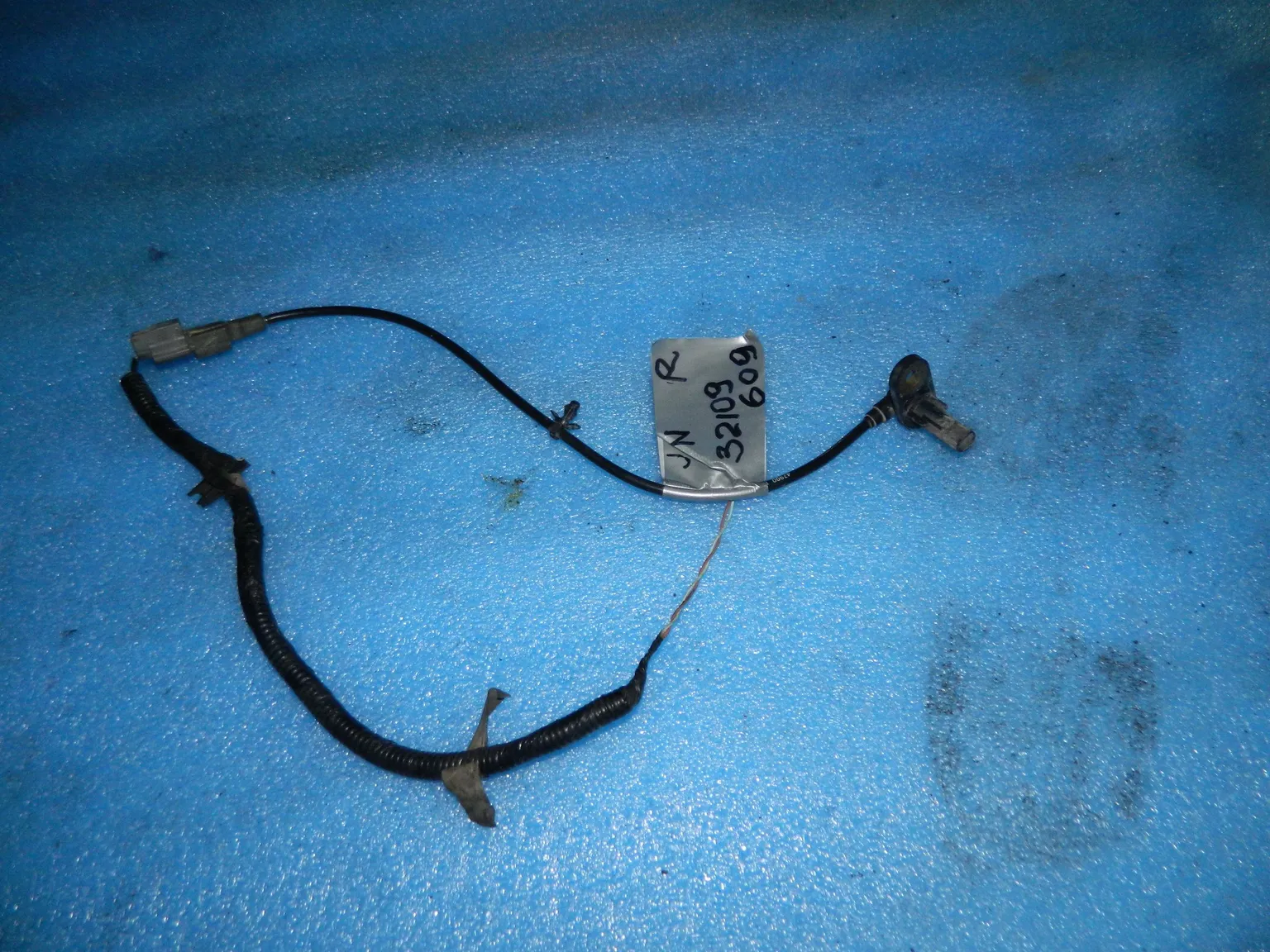 Датчик ABS INFINITI FX35 S51 Прав (Контрактный) 32109609