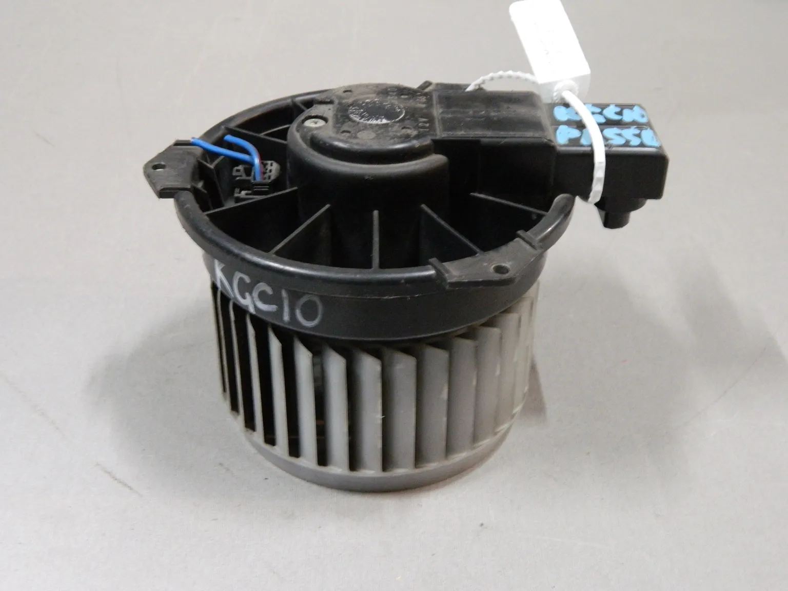 Мотор печки TOYOTA PASSO KGC10 (Контрактный) 68000499