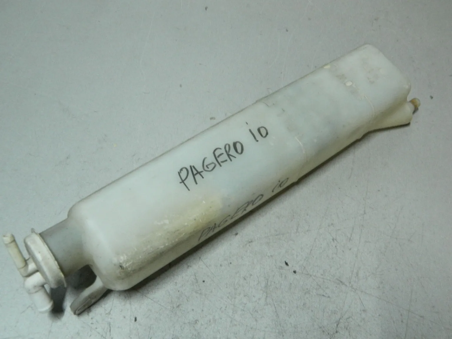 Бачок расширительный MITSUBISHI PAJERO iO H76W (Контрактный) 79591867