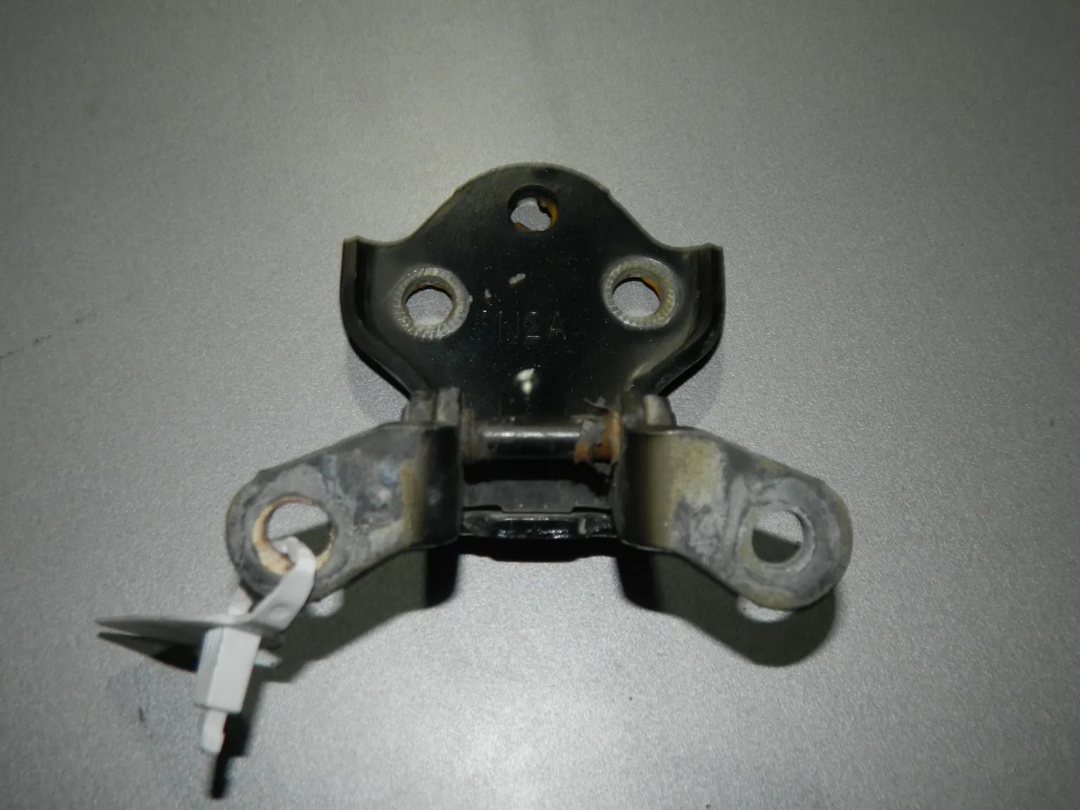 Петля двери CHEVROLET LACETTI J200 (Б/У) 45989326