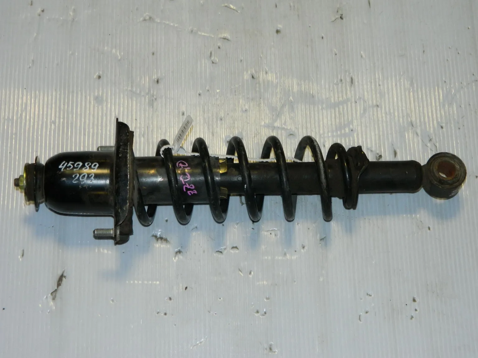 Стойка подвески TOYOTA ALLION ZZT240 Зад Лев (Контрактный)