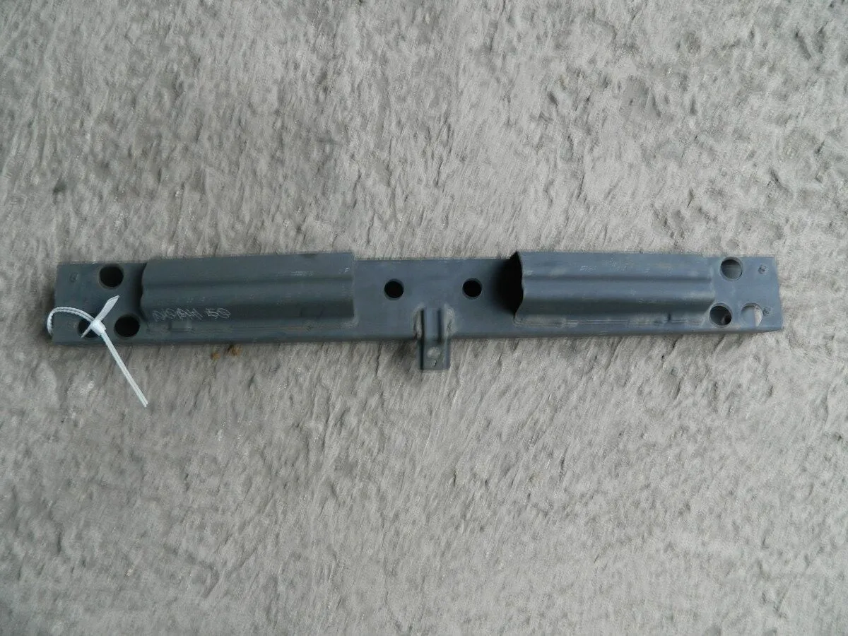 Усилитель бампера TOYOTA TOWN ACE NOAH SR50 Перед (Контрактный) 35021602