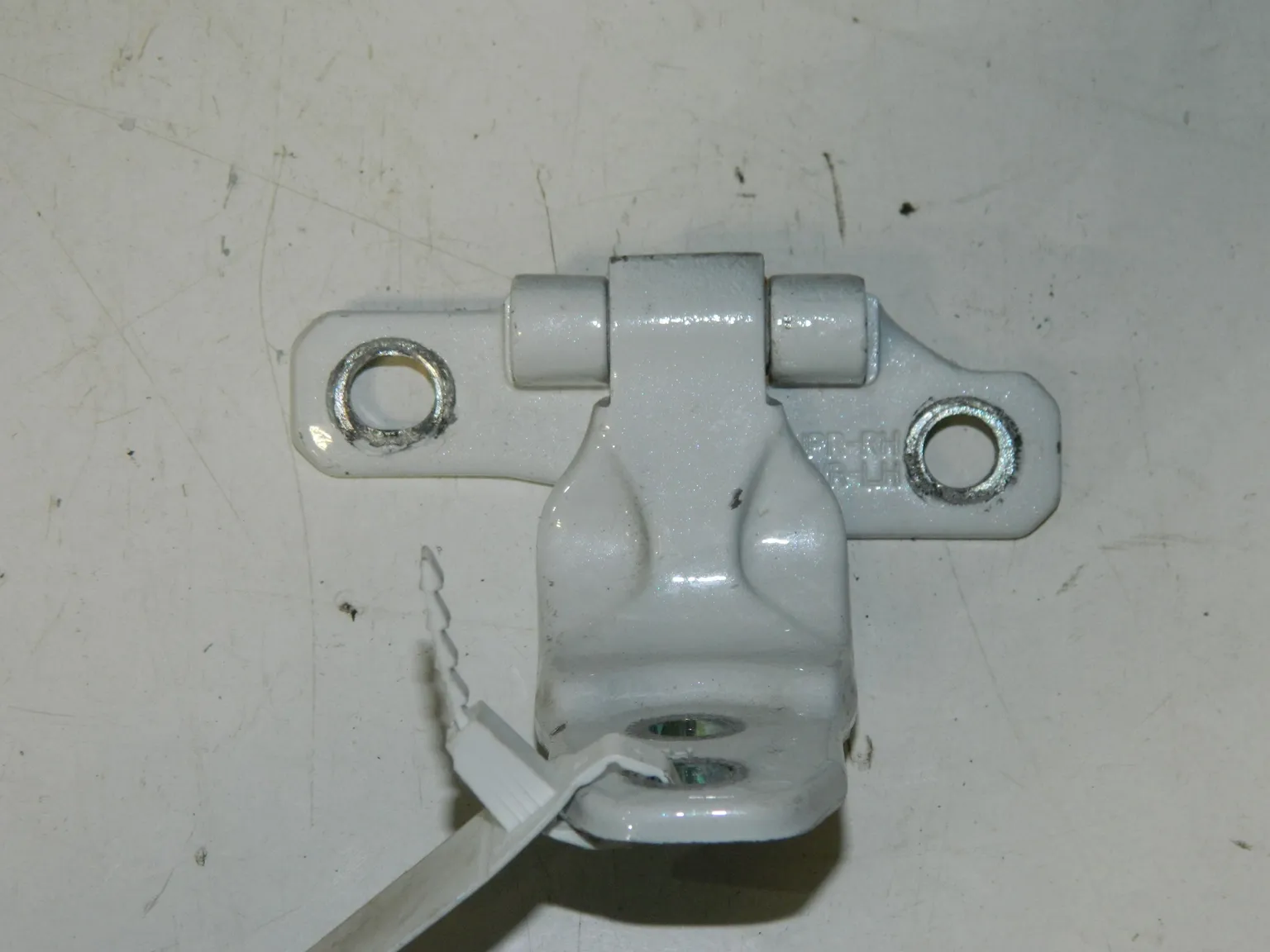 Петля двери HYUNDAI EQUUS G6DA 2013-2015 Задн Лев Низ (Б/У) 35017839