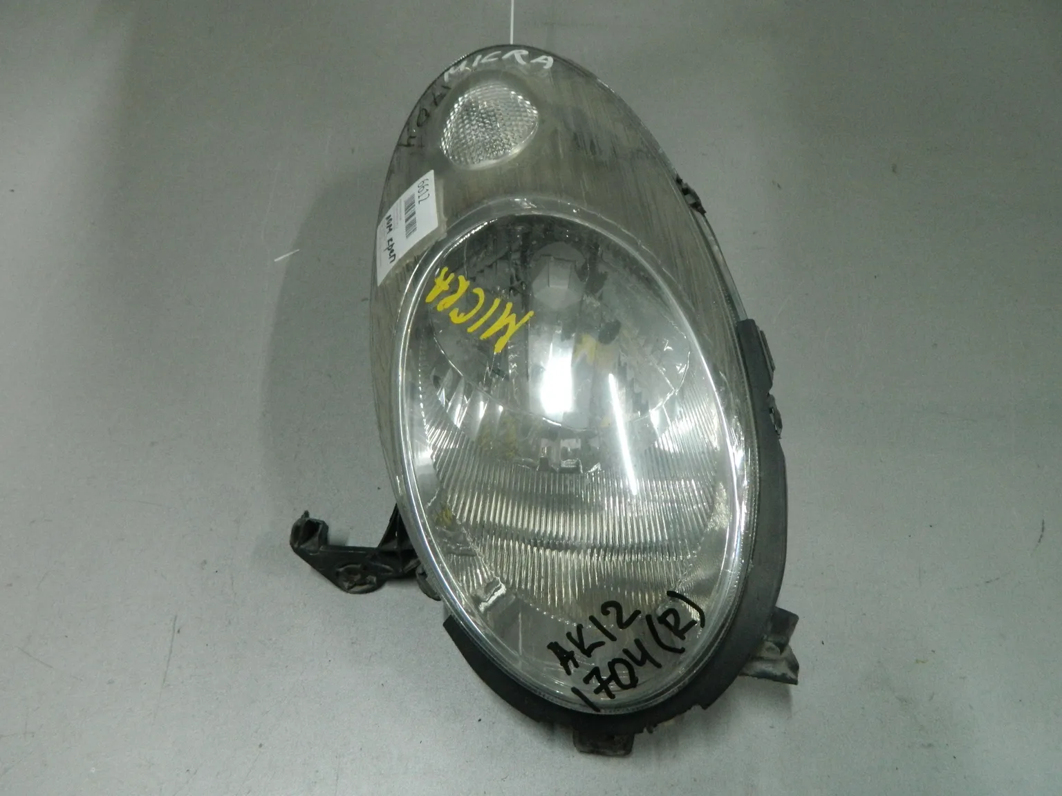 Фара NISSAN MARCH AK12  Перед Прав 1704 (Контрактный) 03344050