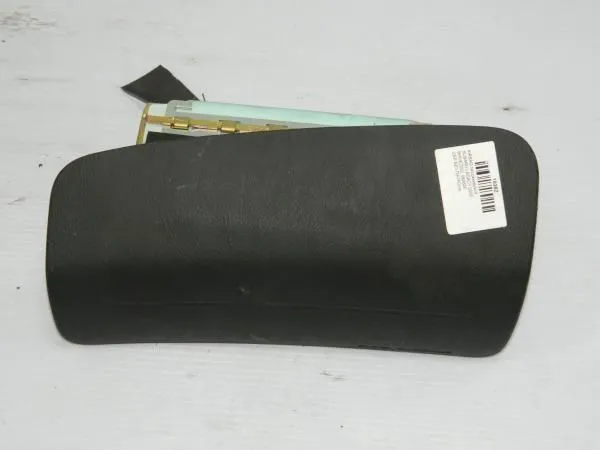 Подушка безопасности пассажира SUBARU Legacy BH5 EJ202 (Контрактный)