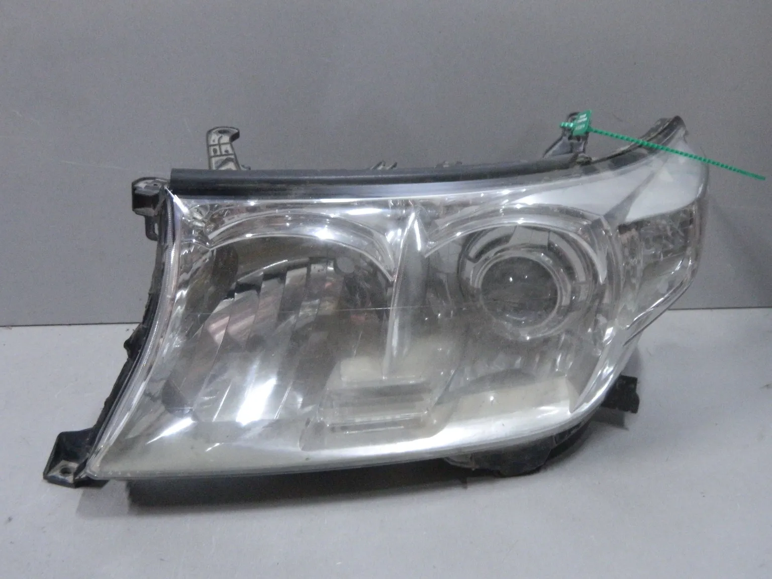 Фара TOYOTA LAND CRUISER UZJ200 Перед Лев 60130 (Б/У) 81530914